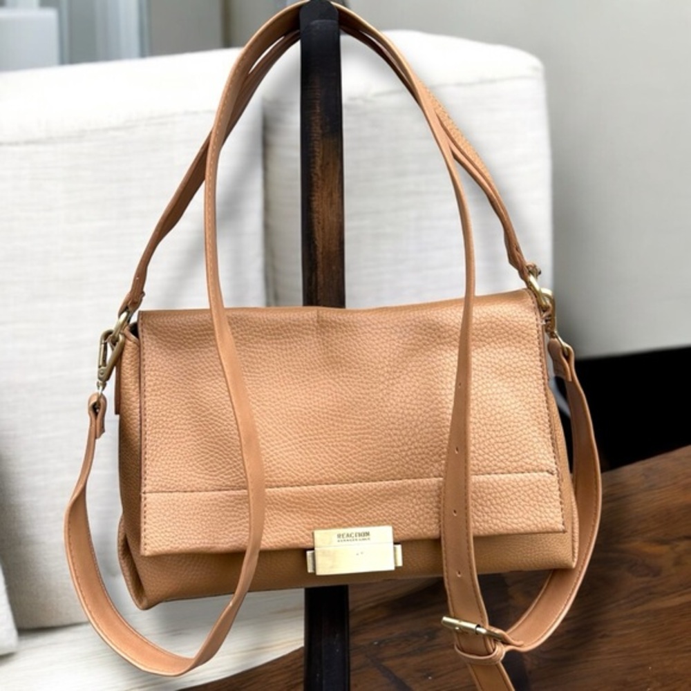 Reaction Kenneth Cole Approach Fashion Lanoe Cross Body Flap Bag in Camel